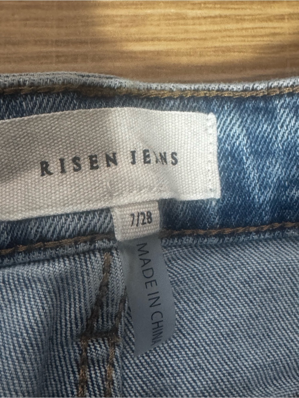 Risen Wide Leg Snap Hem Jeans NWT Light Wash High Rise Size 7/28 - Picture 5 of 10